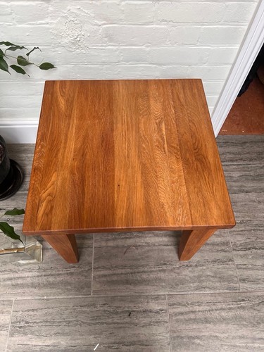 Small solid oak coffee side - solid,